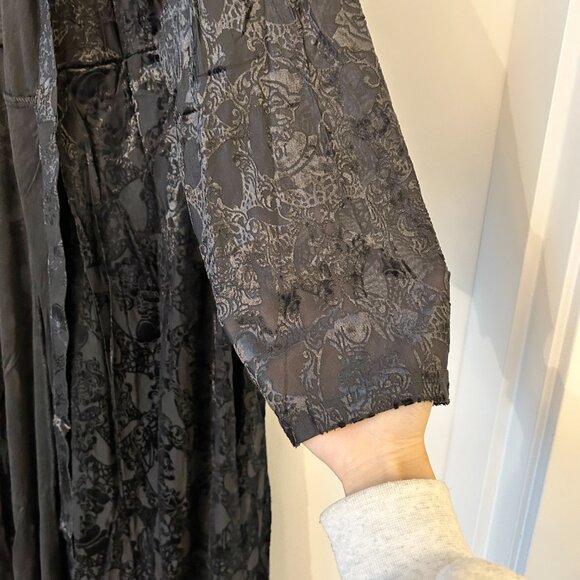 Torrid Skull Print Burnout Velvet Kimono in Black Plus Size 4X NWT - Picture 6 of 9